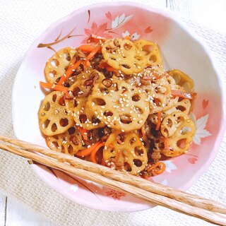 ひき肉入りでご飯が進む♪レンコンのきんぴら